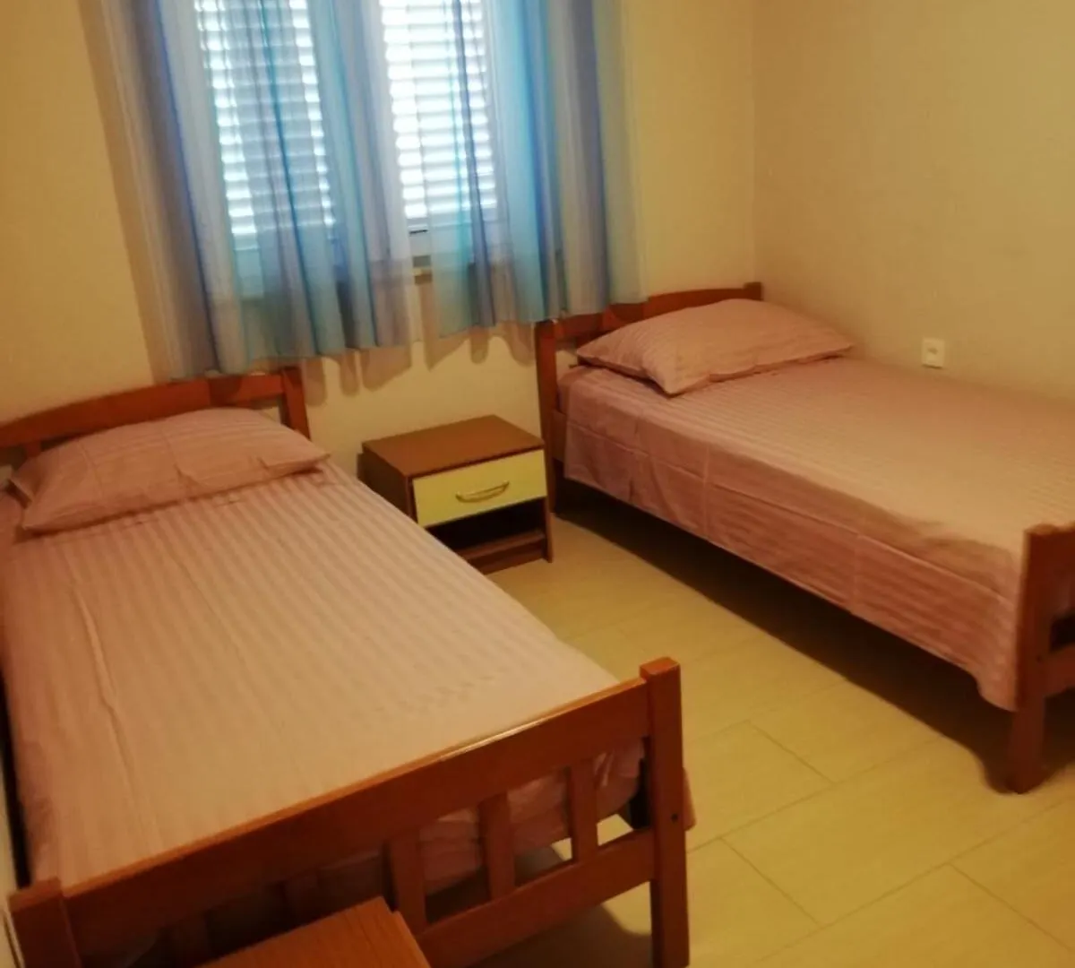 Apartment Pavin Poljana  Poljana (Ugljan)